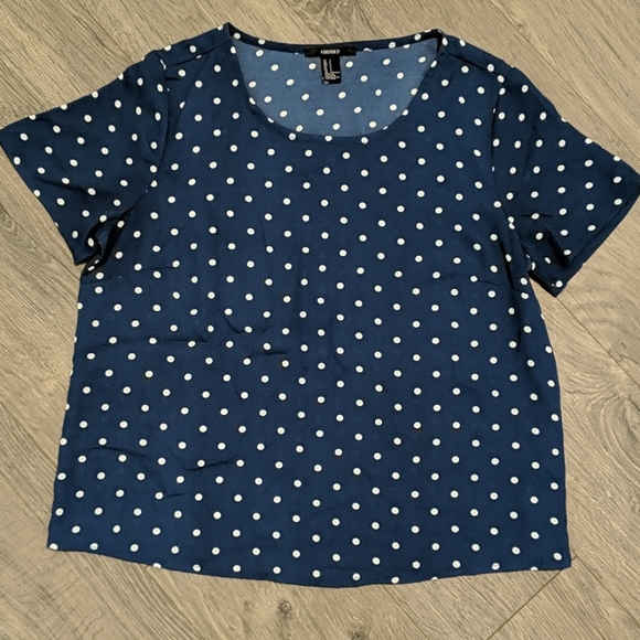 Forever 21 Tops - Polka dot top